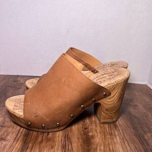 KORK-EASE Brown Platform Wedge Slip On Heels - Sz 7